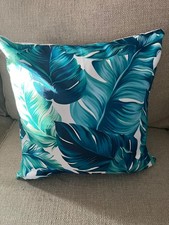 tropical palm throw pillows set of two, measure 12 x 12 and brand new