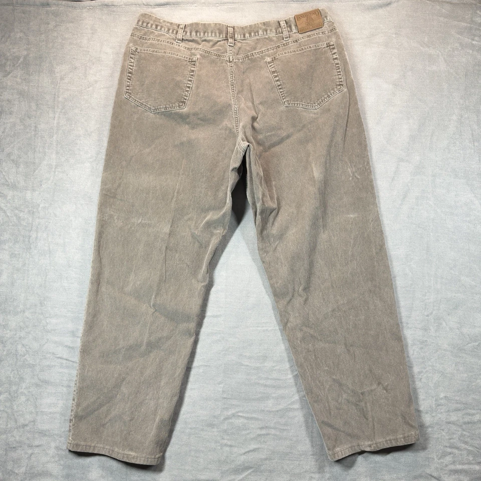 Calça de veludo Lands End quadrada rigger masculina 38x30 bege frente plana ao ar livre Gorp - Imagem 3 de 4