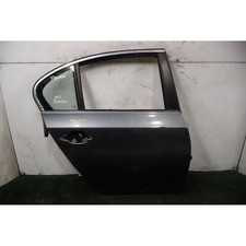 Porte arrière et accessoires BMW 523