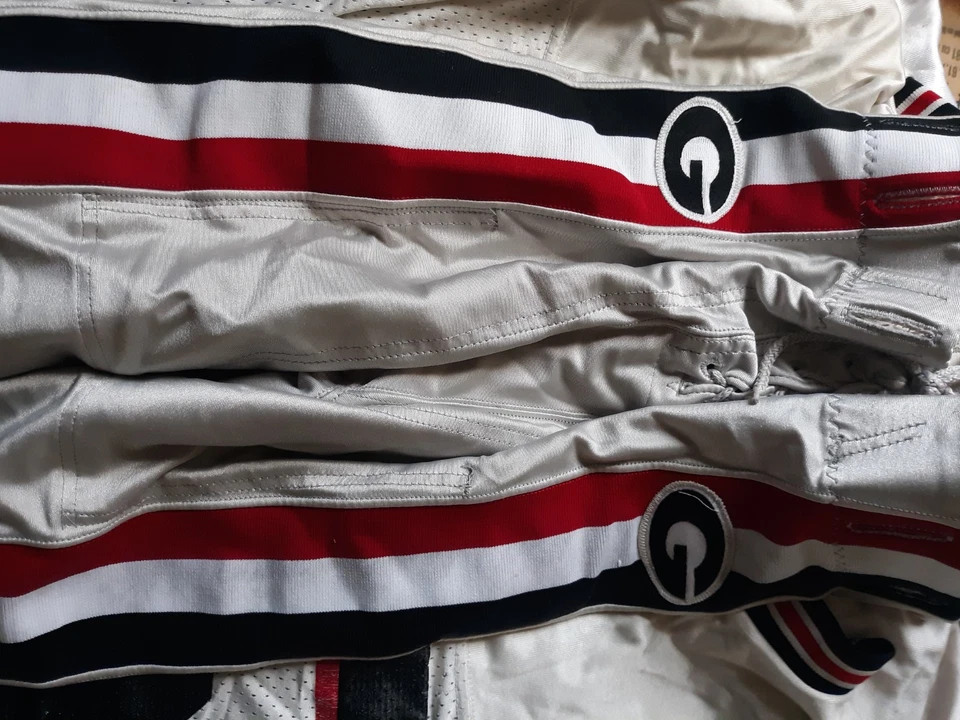 Футбольные игровые поношенные брюки стиль Georgia G  - Изображение 2 из 4