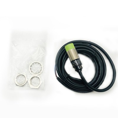 Autonics PRT18-8DO Proximity Sensors Inductive New 1PCS  *la