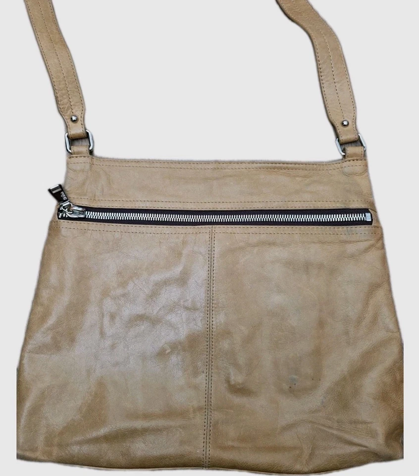 Hobo The Original Tan Leather Crossbody Soft Glazed Zip Front Pocket Boho Bag - Image 2 of 4