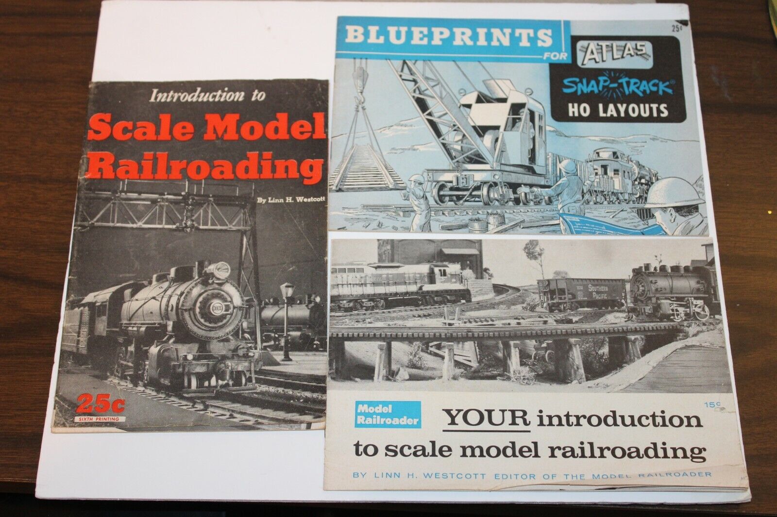 Max 83% OFF THREE VINTAGE TOY SCALE RAILROADING MODEL Free shipping on posting reviews BOOKLETS