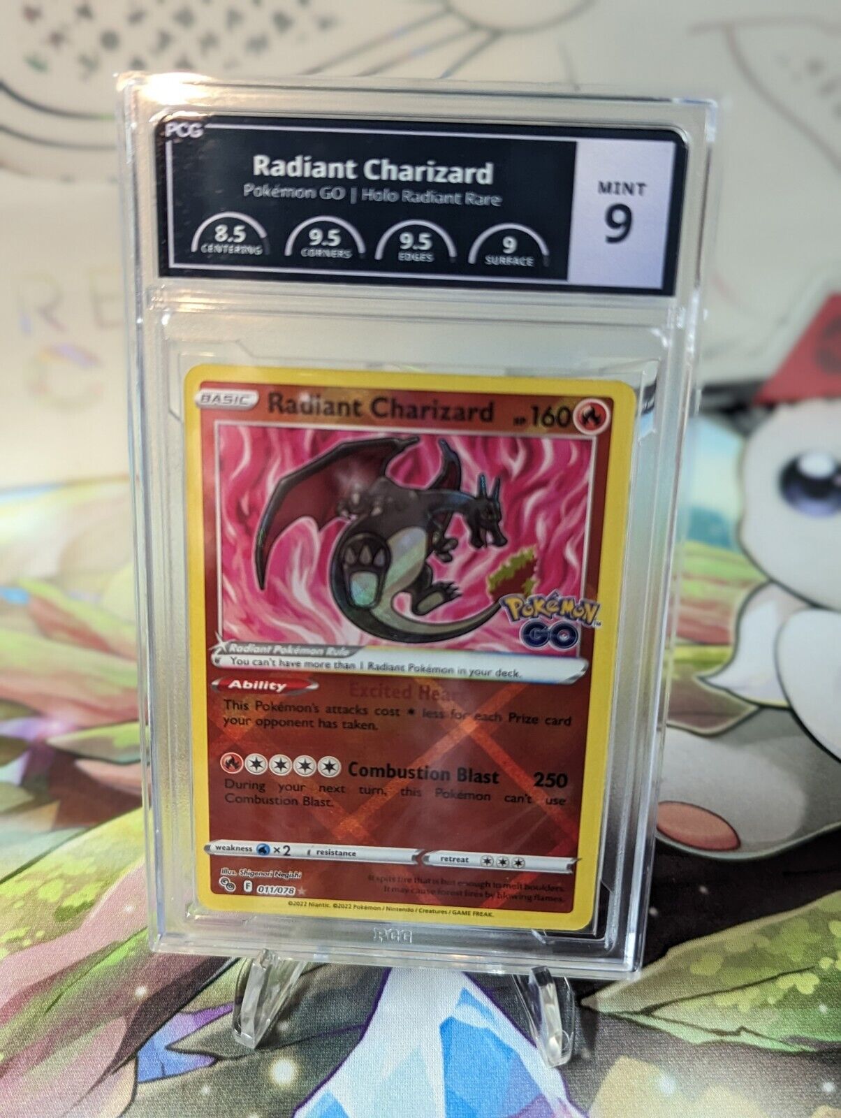 Pokémon TCG Radiant Charizard Pokemon GO 011/078 Holo Radiant Rare PCG 9 