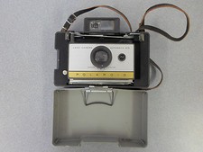 VINTAGE POLAROID LAND CAMERA MODEL 215  CASE PHOTOGRAPHY FLASH