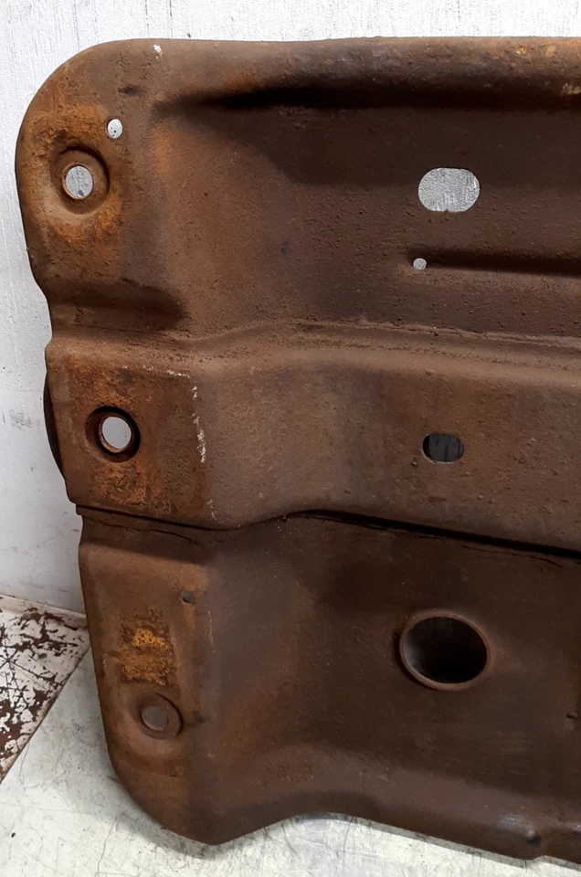 Jeep TJ Wrangler OEM Transmisión Crossmember Placa de deslizamiento 1997-2002 ENVÍO GRATUITO Foto 4 de 4