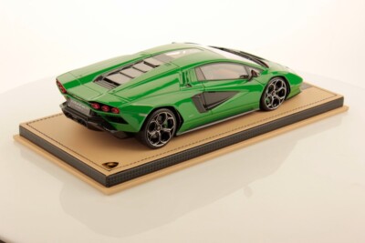 Xe Mô Hình Lamborghini Countach LPI 800-4 1:18 MR Collection's ( Xanh