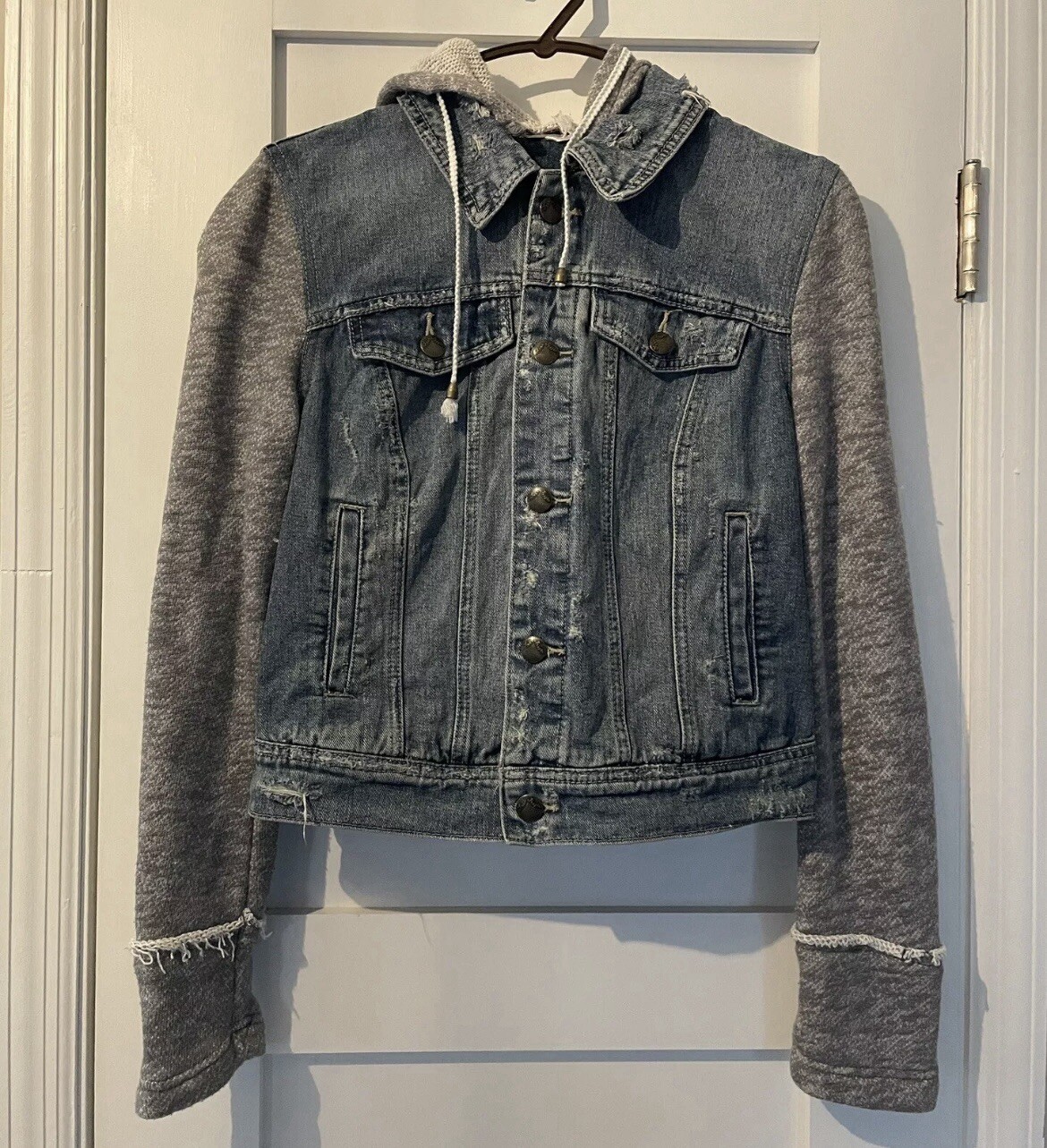 Free People Jacket Blue Jean Denim Knit Sleeve Hoodie Distressed Women’s Size XS