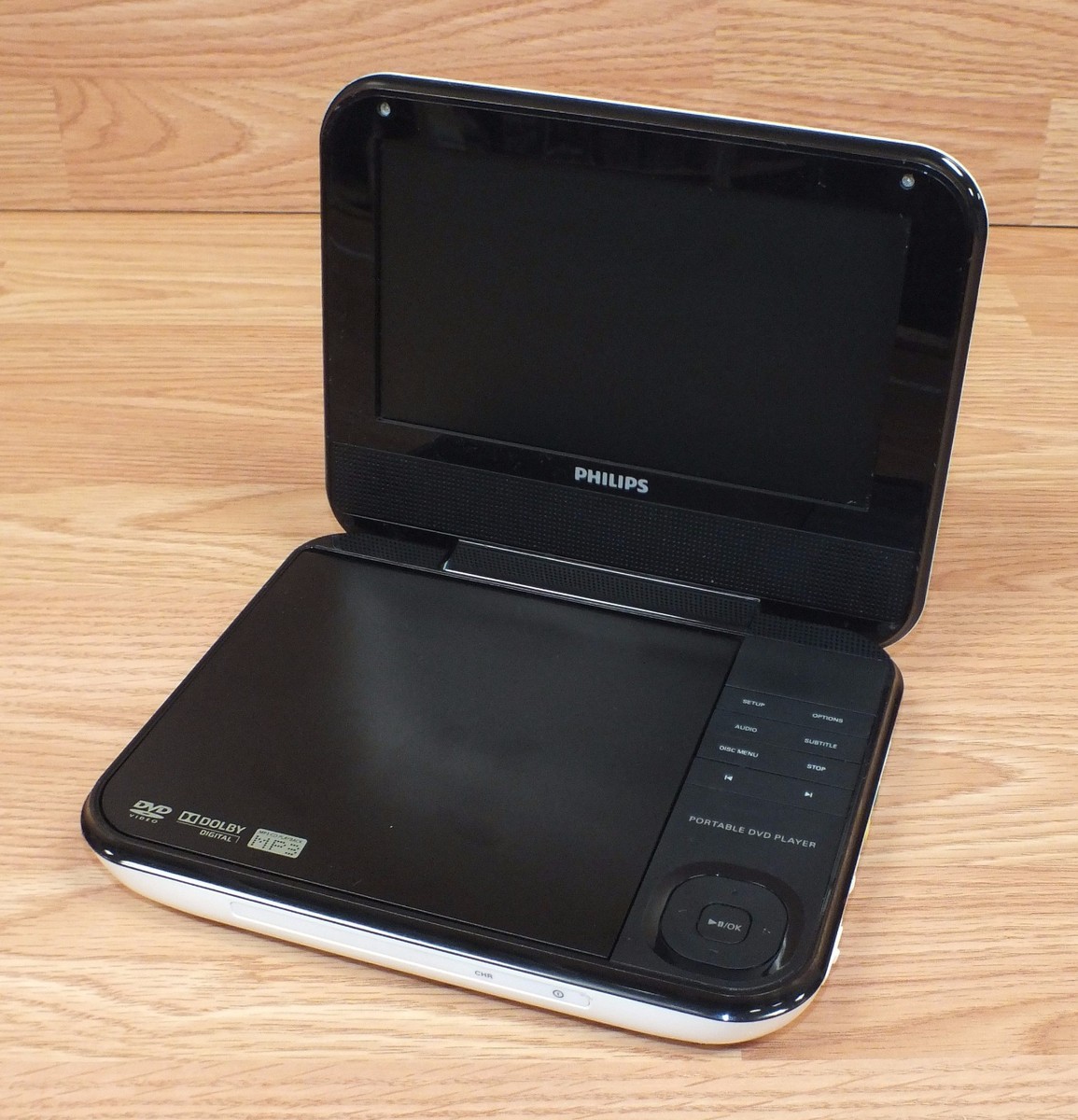 PARTS* Philips (PD700/37) Region 1 White Portable DVD Player Only