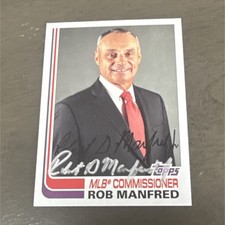 Topps 2017 Archives Rob Manfred #136 Autographed MLB Baseball Trading Card O 