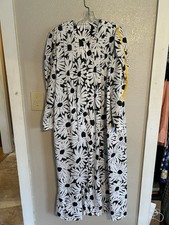 Vintage 1970s Women s Robe Dressing Gown Black White Yellow Size Large As Is