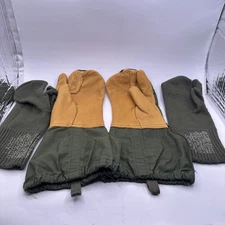 Vintage Size  M Trigger Finger Mittens Shell USA Gloves Military Green W/ Liners