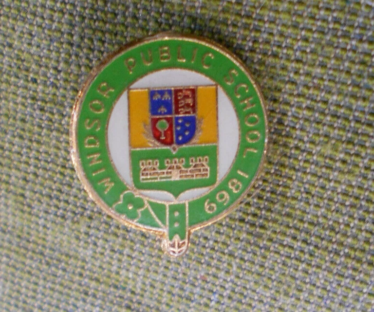 Picture 1 of 2