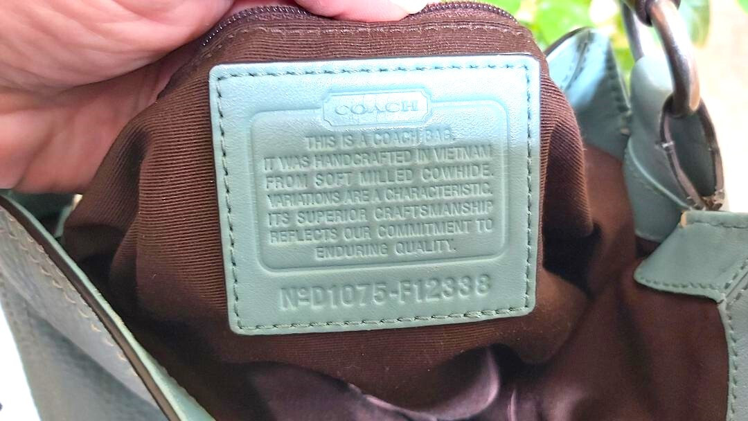 COACH Chelsea Hobo Bag Teal Pebbled Leather Turn Lock Shoulderbag