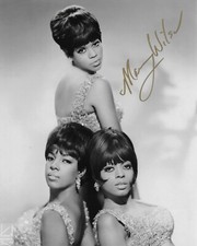 Mary Wilson The Supremes Original 8x10 Photo #13 signed at the Hollywood Show Mary Wilson The Supremes Original 8x10 Photo #13 signed at the Hollywood Show