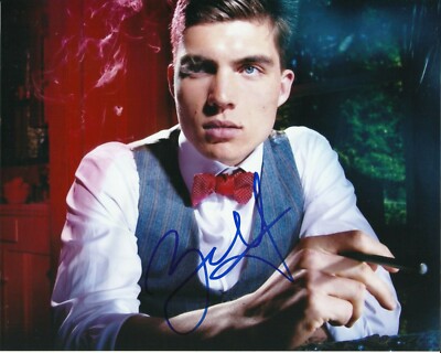 ZANE HOLTZ SIGNED PHOTO (2)