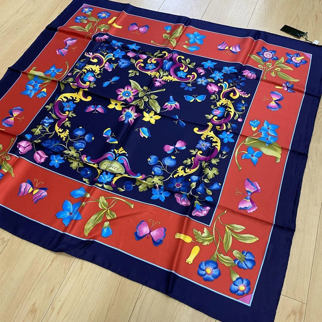 Gucci butterfly best sale scarf