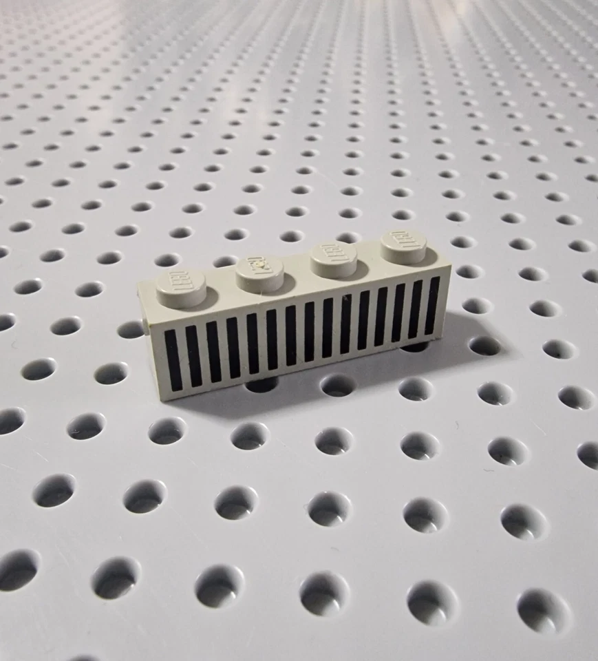 Lego Classic Space Bustein 1x4 Bedruckt Streifen Grill hellgrau 3010p04 K184 - Bild 1 von 1