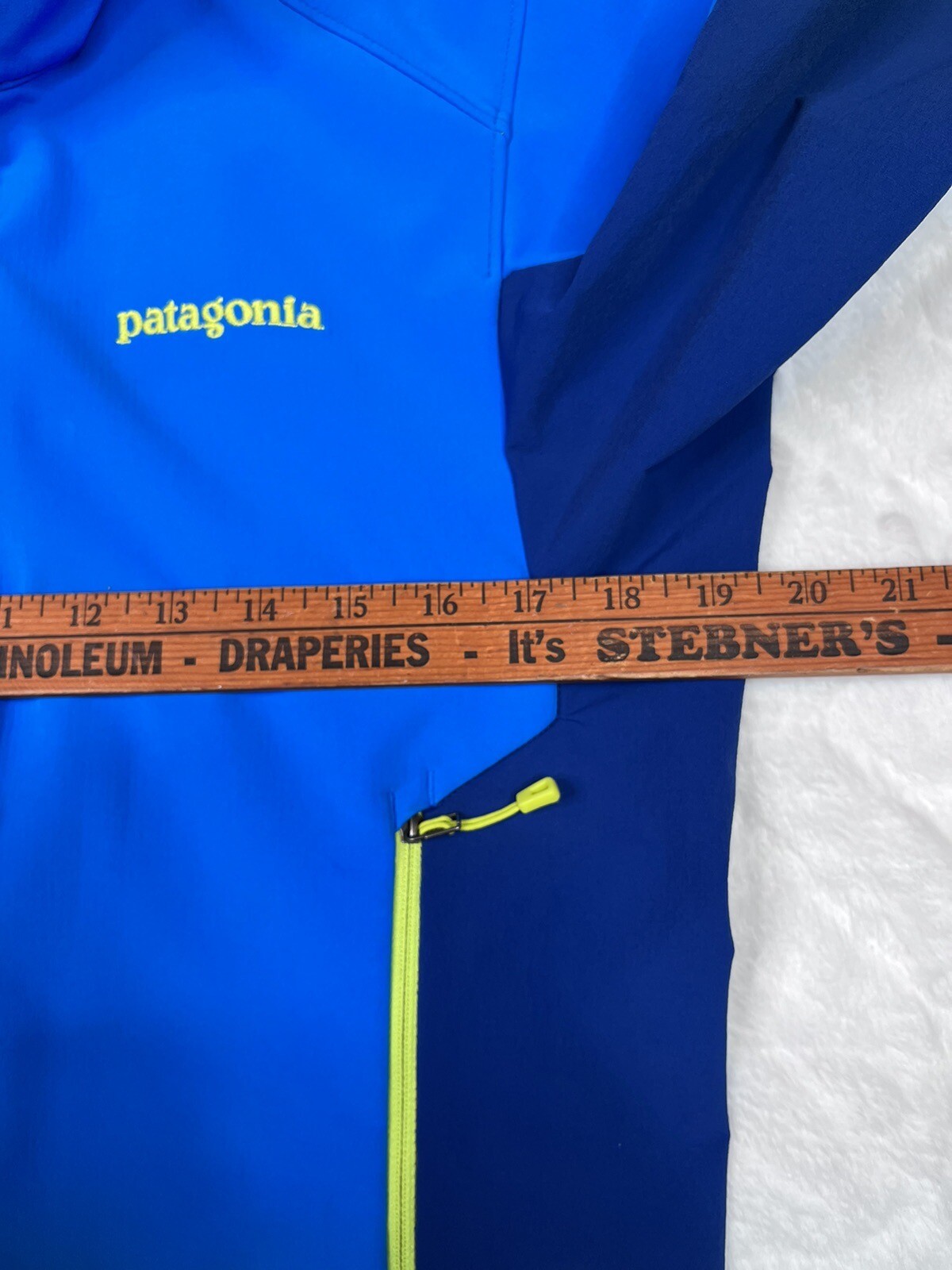 Patagonia Men’s (XS) Blue Adze Hybrid Full Zip Softshell Polartec