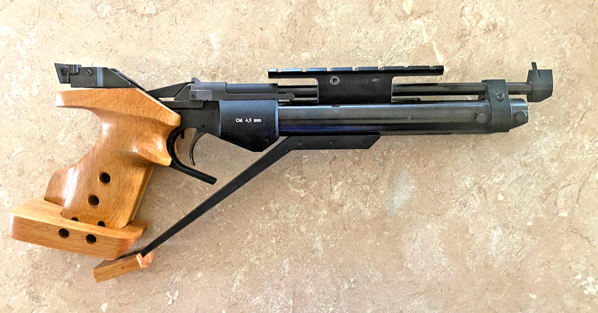 Russian Baikal IZH-46M .177 (4.5mm) Competition Air Pistol