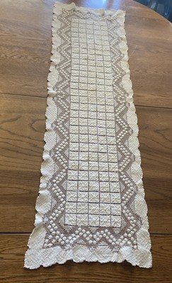 Antique Handmade Bobbin Lace Thread Doily Or Table Runner