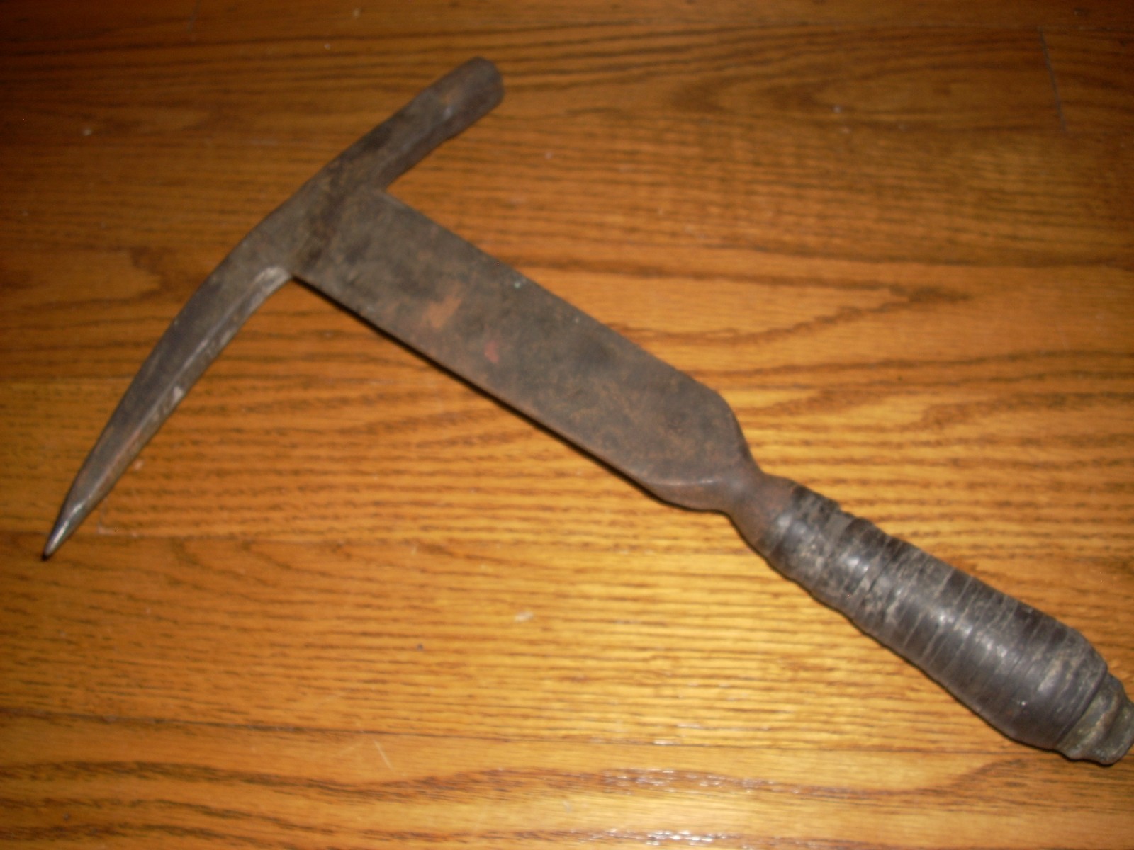 Vintage Slate Roofing Hammer w/ Nail Puller HJH Harrold Tool Co. Columbiana Ohio