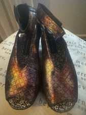 BM Bernie Mev Mely Hologram Wedge Peep Toe Ankle Strap Sandals Size US 7.5