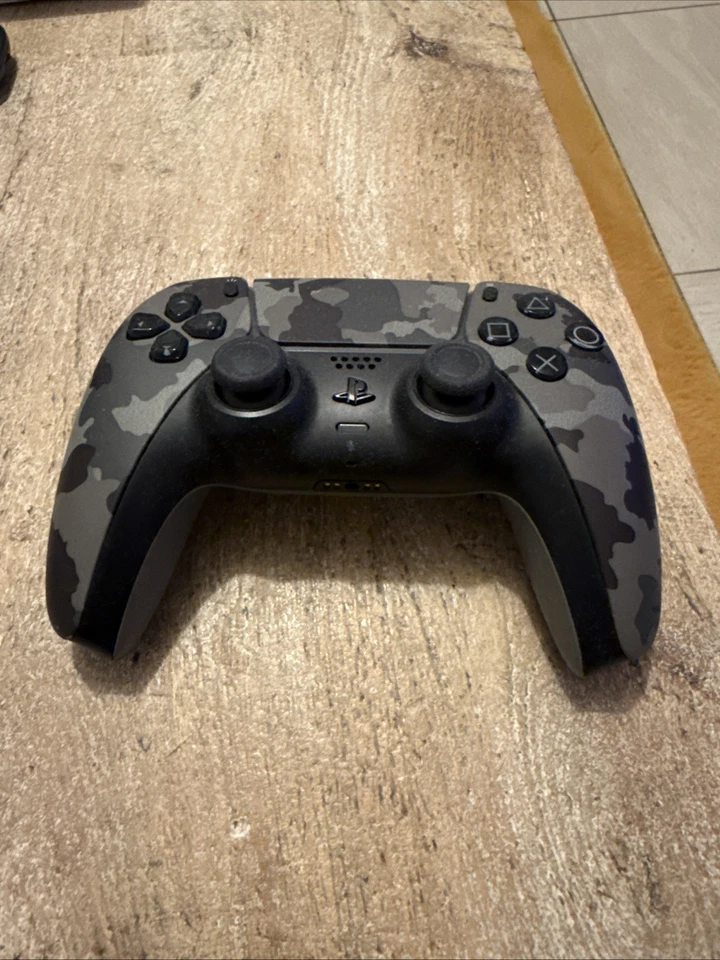 Sony PlayStation 5 DualSense Controller Camouflage