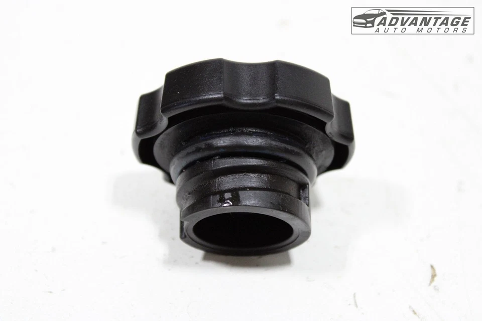 2006-2010 HUMMER H3 3.7L TAMPA DO PESCOÇO DE ENCHIMENTO DE ÓLEO DO MOTOR 12573337 FABRICANTE DE EQUIPAMENTO ORIGINAL - Imagem 4 de 4