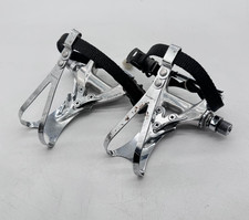 Shimano PD-7400 Dura-Ace Aero Pedals w/Toe Clip And Straps Silver 80/90s