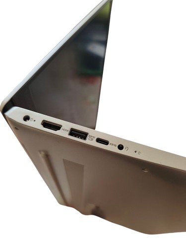 NoteBook Lenovo IdeaPad 330S-15IKB (81F5) Intel Core i5 (8ª Gen) 7020U / 2,3 GHz - Foto 4 di 10