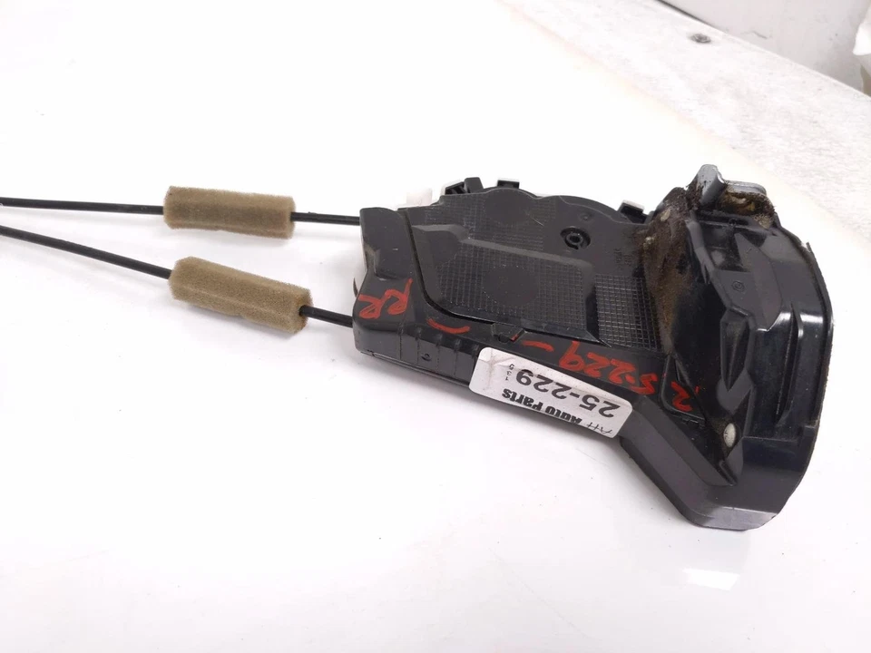 Actuador de cierre de puerta de pasajero trasero Honda Cr-V 2012-2013 72610-T0a-A11 Foto 2 de 4