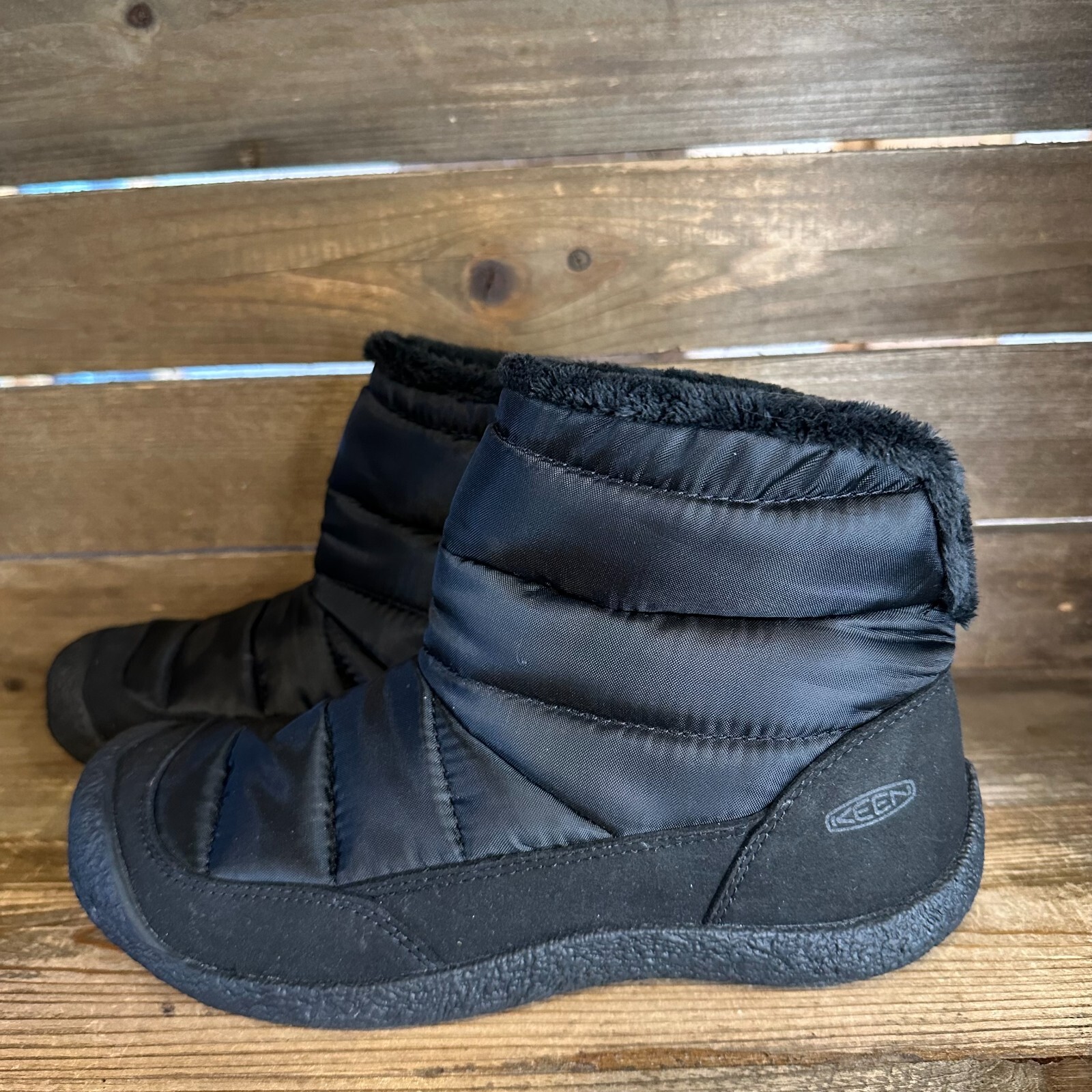 Stivaletti da neve invernali foderati neri pieghevoli Keen Howser nuovi da donna taglia 7 M