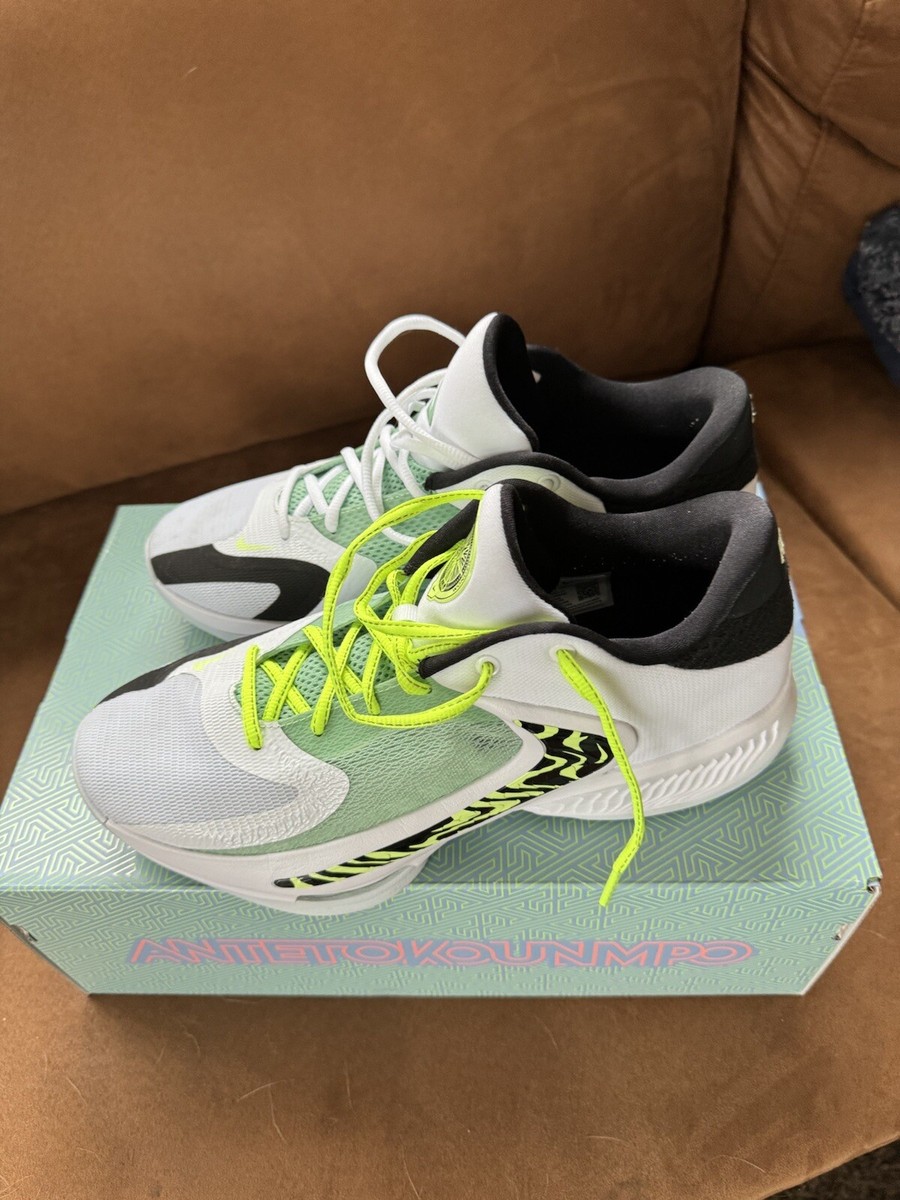 Size 10.5 - Nike Zoom Fly 4 Barely Volt | eBay
