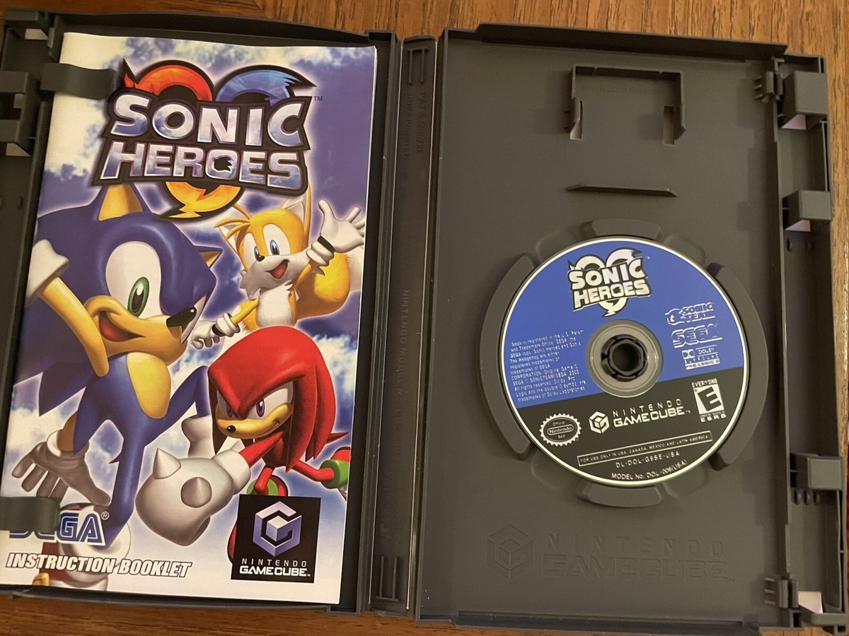 Sonic Heroes (Nintendo GameCube, 2004) COMPLETE! Tested & Working! In DVD  box 696554821958