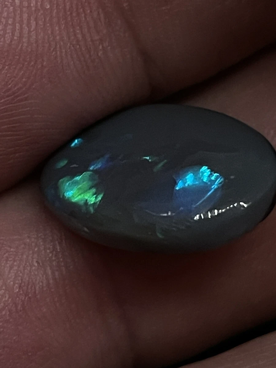 2.74 Carats Opale Noire Naturelle D'Éthiopie - Taille Poire - 13.97 X 8.00 Mm