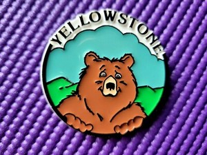 Yellowstone National Park pinback button 2 1/4" ~ Mid-1970's ~ CUTE!
