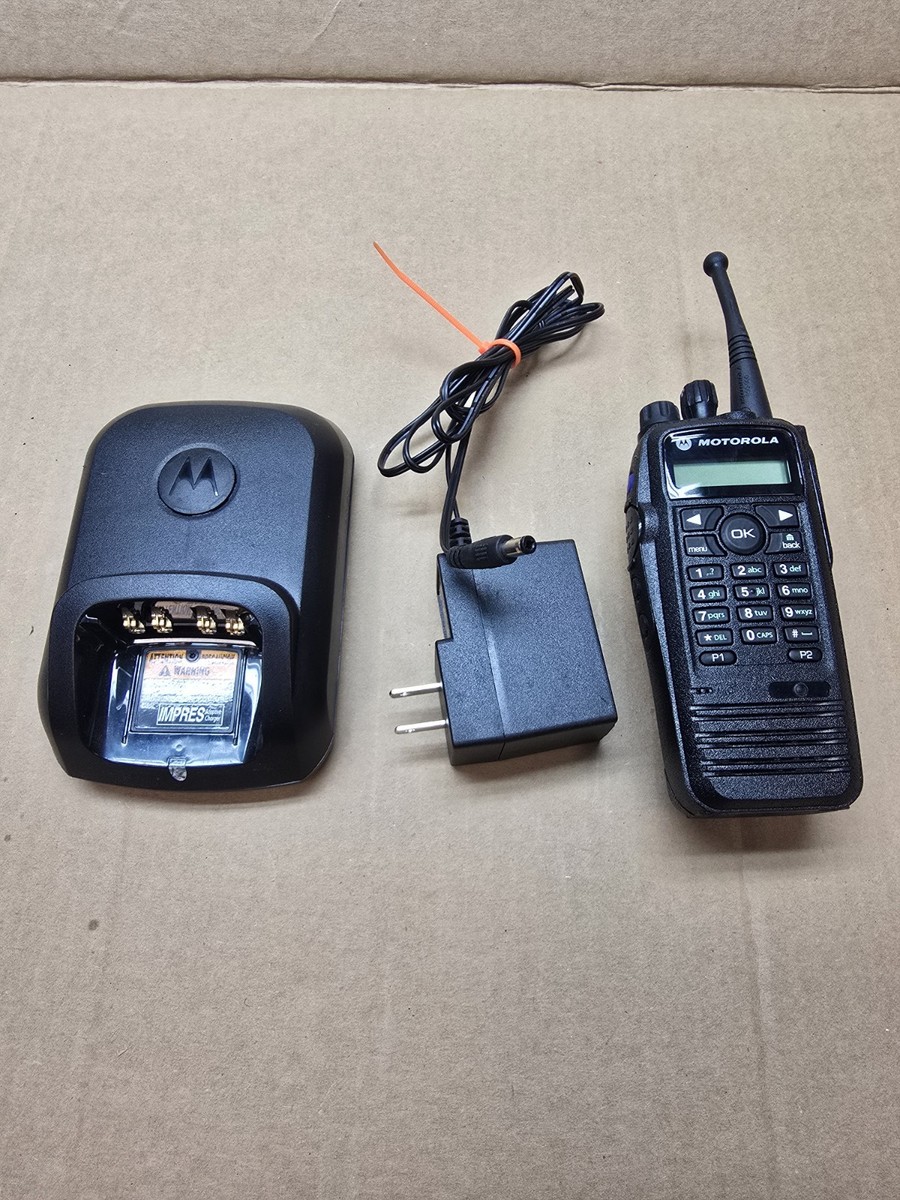 Motorola TRBO XPR6580 XPR 6580 800/900 MHz 3 watt 240 Ch ANALOG