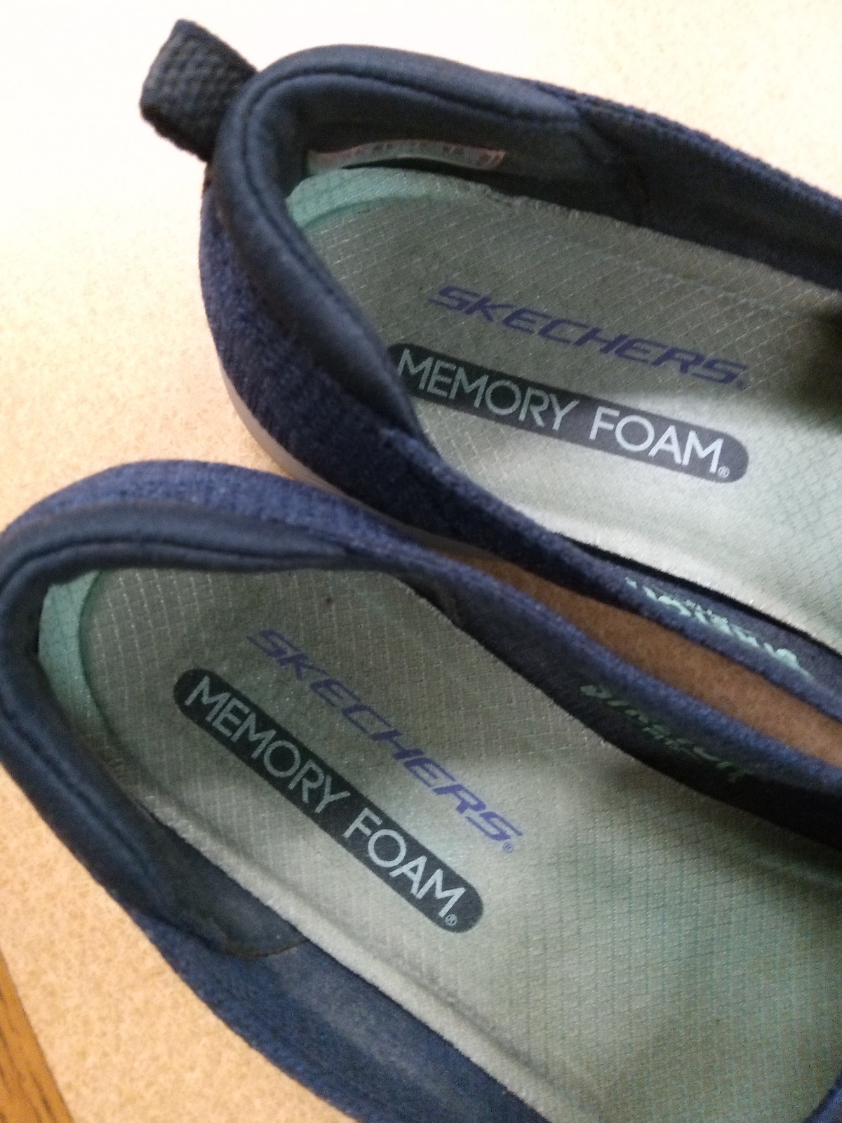 SAOLA Scarpe comode SKECHERS blu navy nere come nuove LOGO donna taglia 9 suola grigia