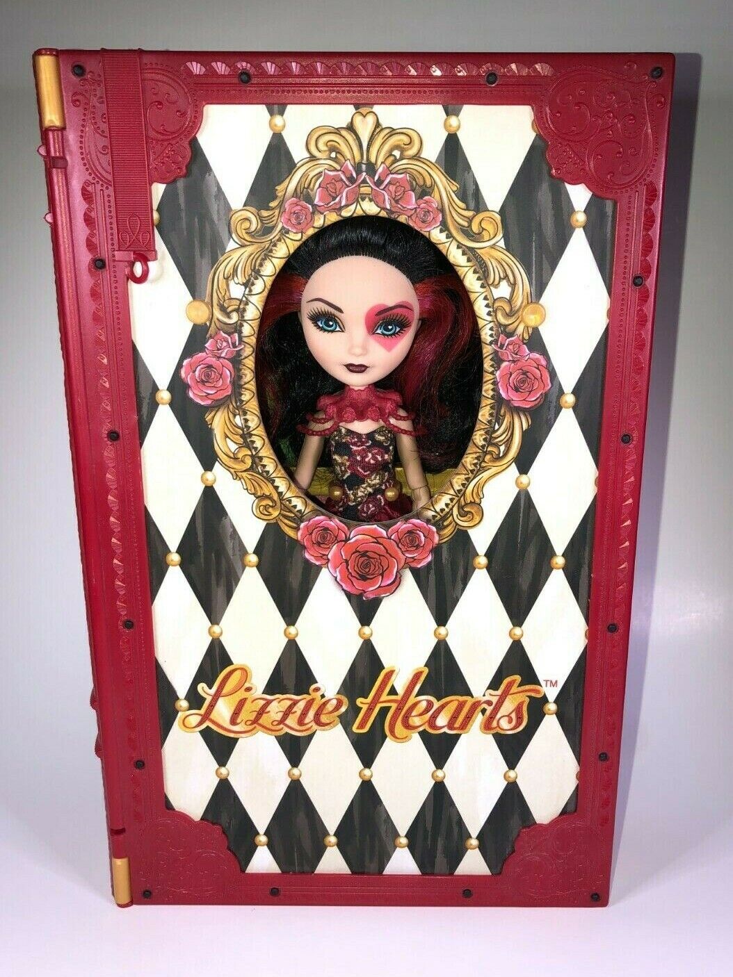 Ever After High Lizzie Hearts Spring Unsprung Book Playset & Doll EUC