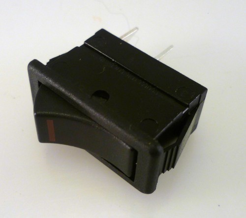 Interruptor basculante negro Arcoelectric C1500VT T125 16A 250VAC SPST encendido/apagado OMQ1-2-11 - Imagen 4 de 6
