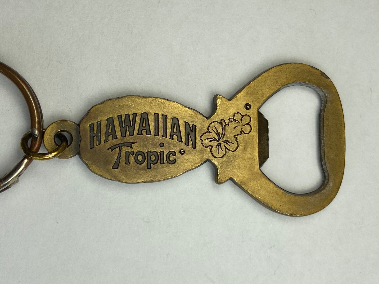 Hawaiian Tropic Pineapple Shaped Metal Bottle Opener / Keych