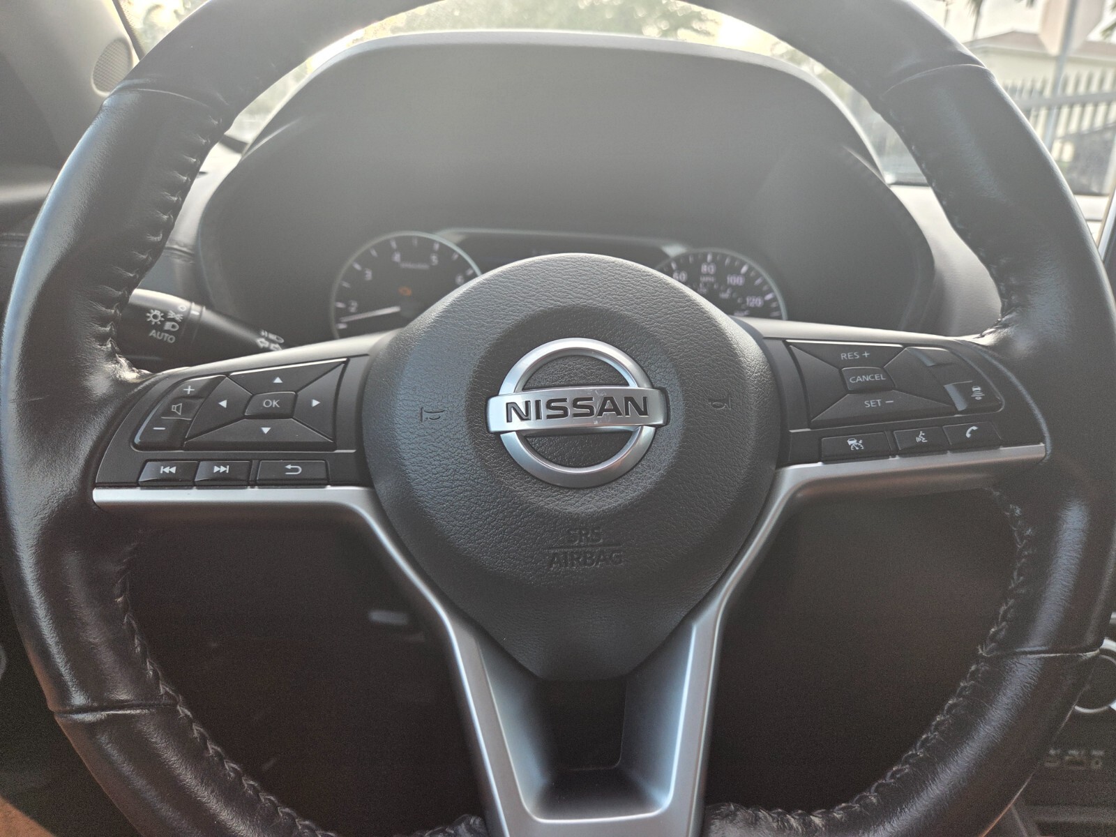 Nissan Sentra - Image 18