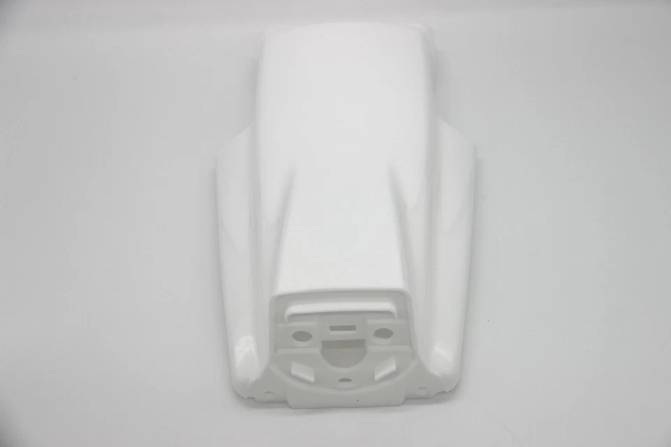 GUARDABARROS TRASERO PARA YAMAHA DT125 DT175 plástico blanco  Foto 2 de 4