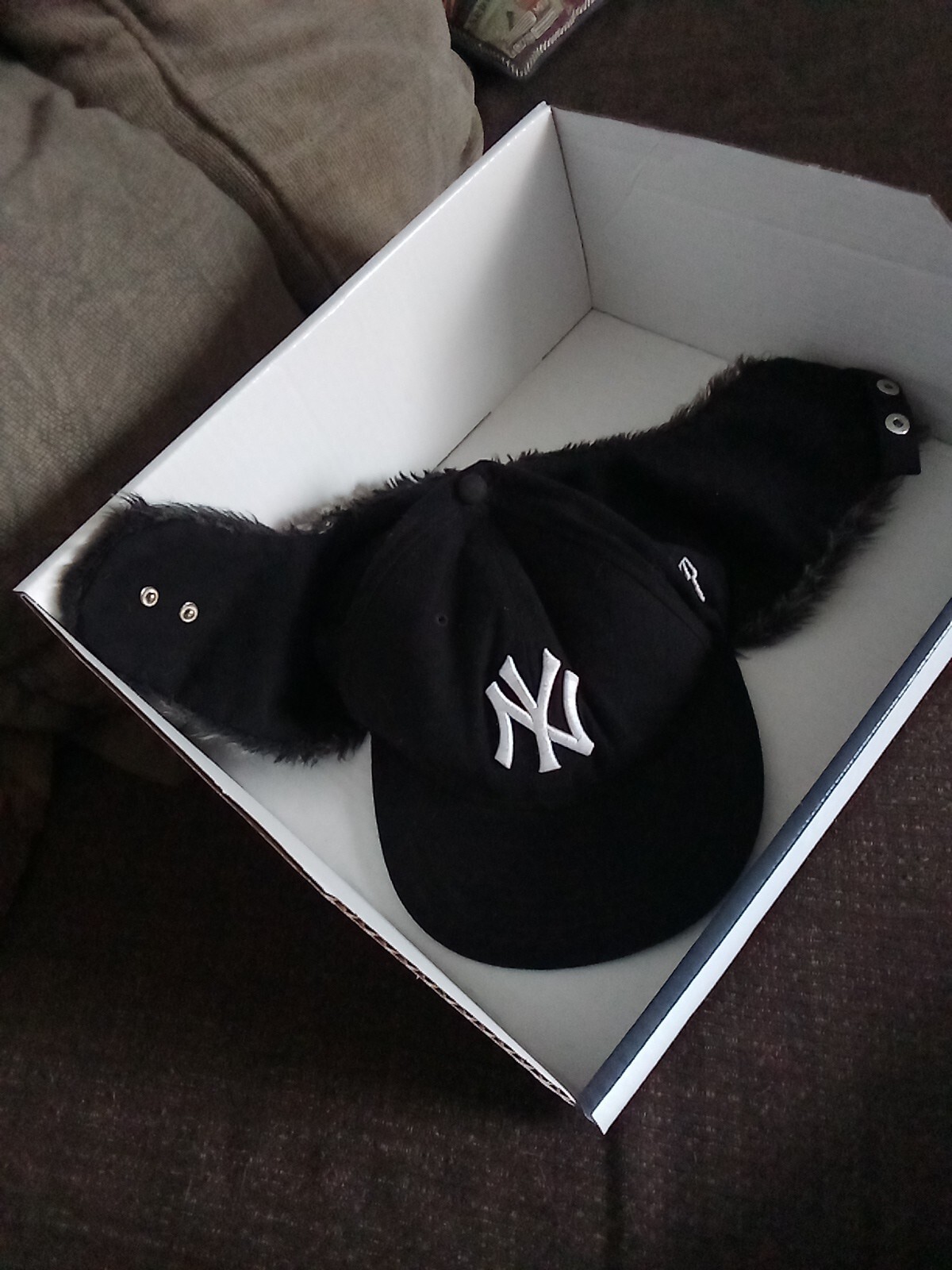 New York Yankees New Era 59fifty Dog Ear Sherpa Fur Lined Winter Hat Cap 7 1/4
