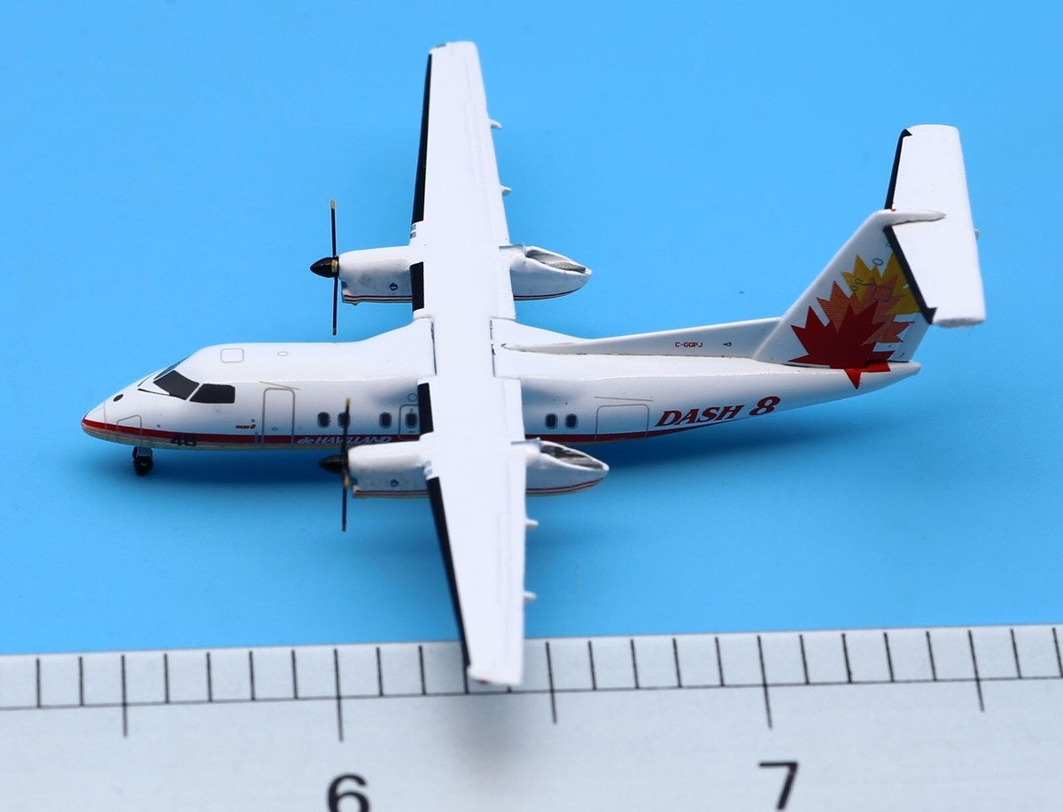 JC Wings 1:400 Havilland Canada Dash 8-Q100 Diecast Aircraft JC Wings 1:400 Havilland Canada Dash 8-Q100 Diecast Aircraft