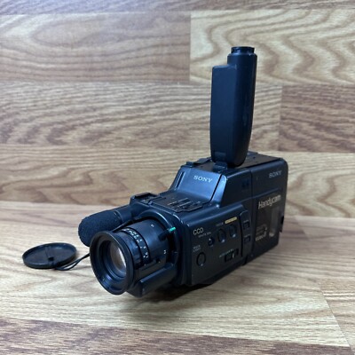 CAMÉRA VIDÉO VINTAGE Sony CCD-F350E - Non Testée EUR 44,62 - FR