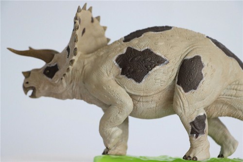 Nanmu 1/35 Triceratops schwere Lanze Figur Tier Dinosaurier Modell Sammler Geschenk - Bild 29 von 73