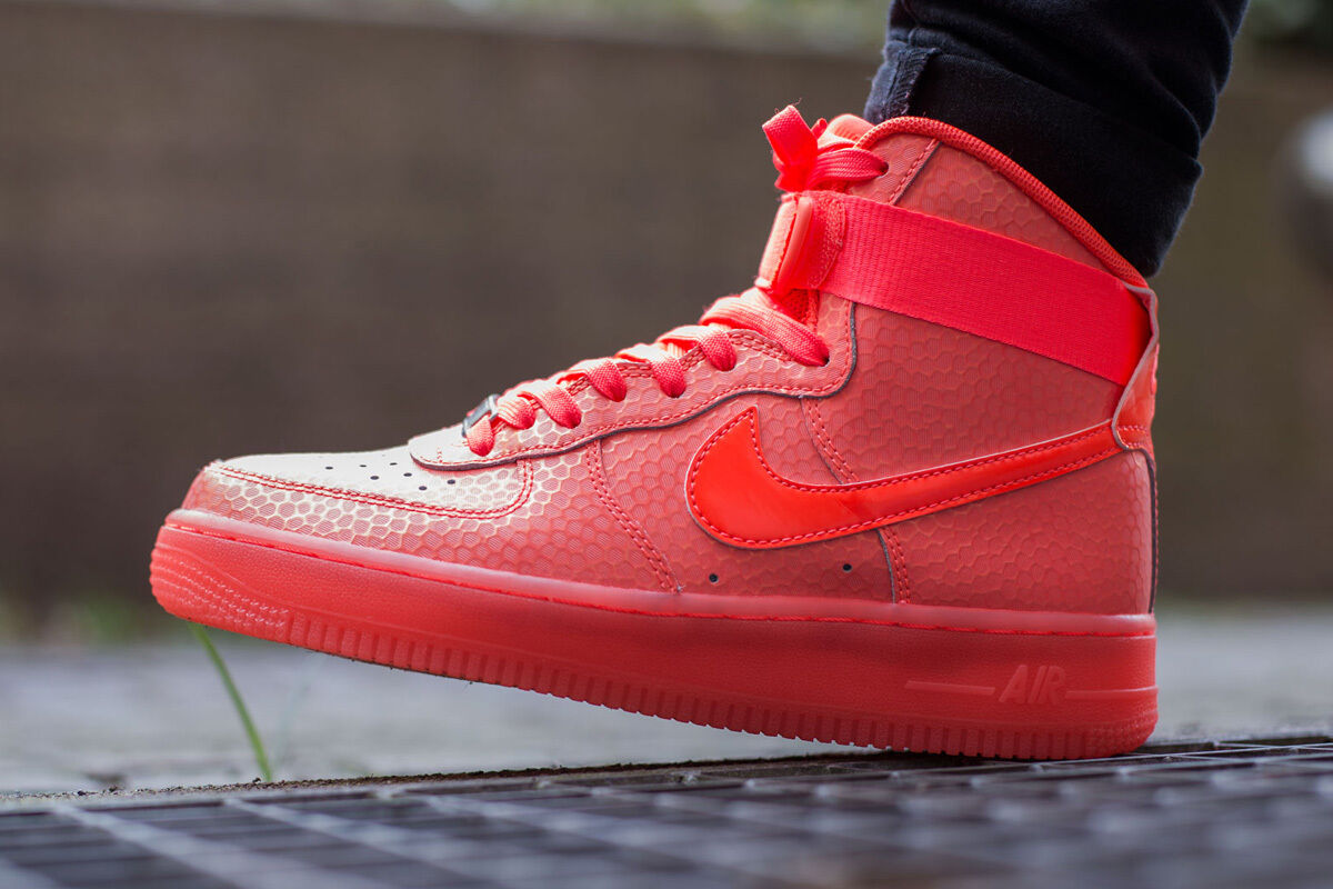 nike air force 1 mid hot lava