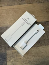 Apple MD821AM/A Lightning to USB Camera Adapter